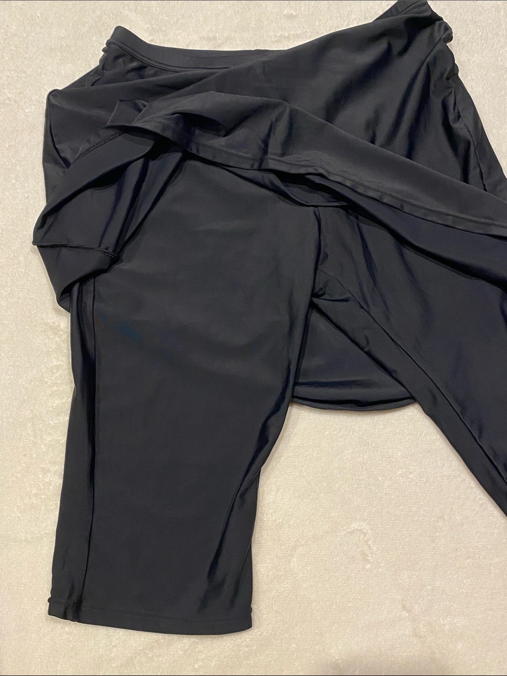 NWT Swim Skirt W/ Attached Leggings. SPF 50 Black Sz. XL - Picture 6 of 8